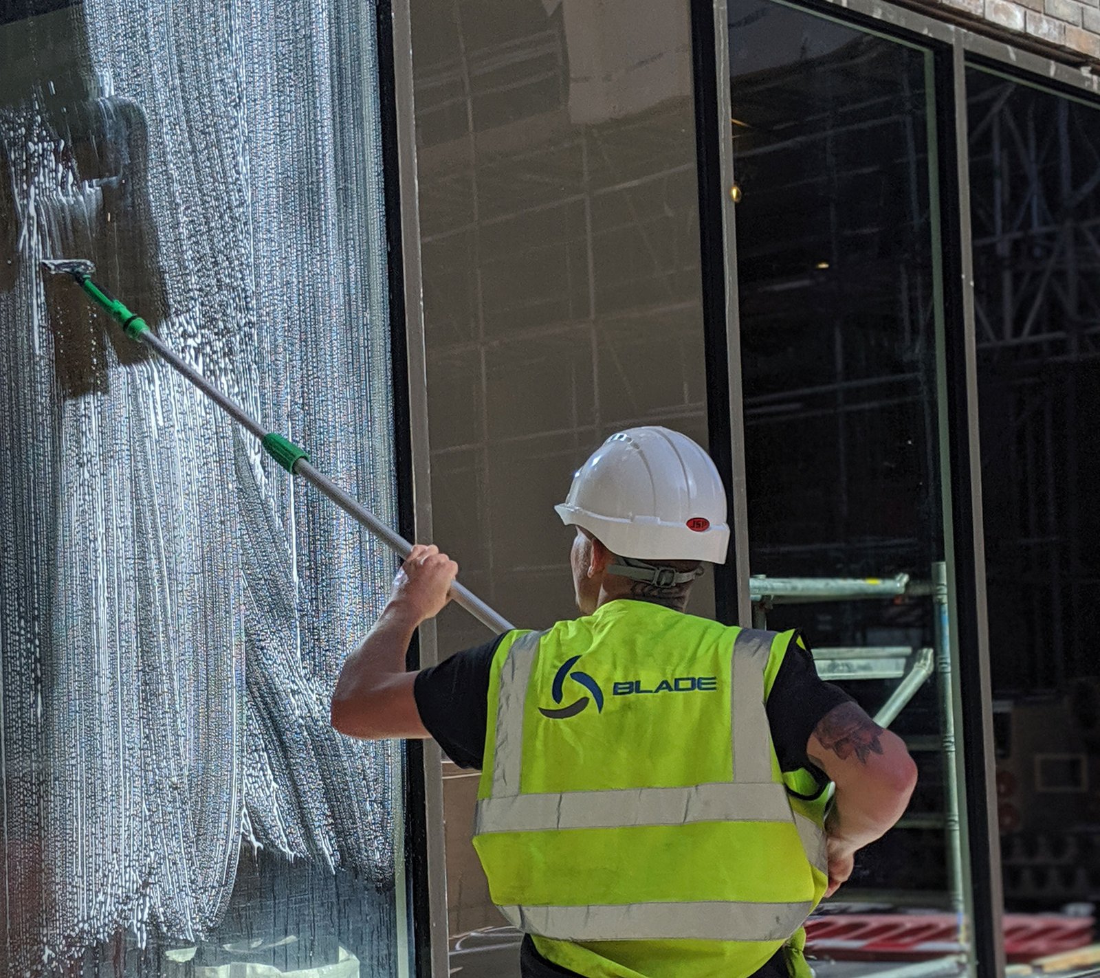 commercial window cleaning in sydney